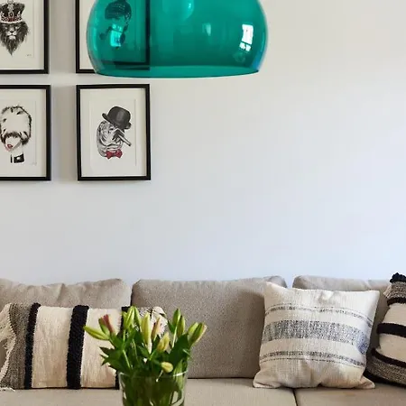 Apartment Loved Up Sea